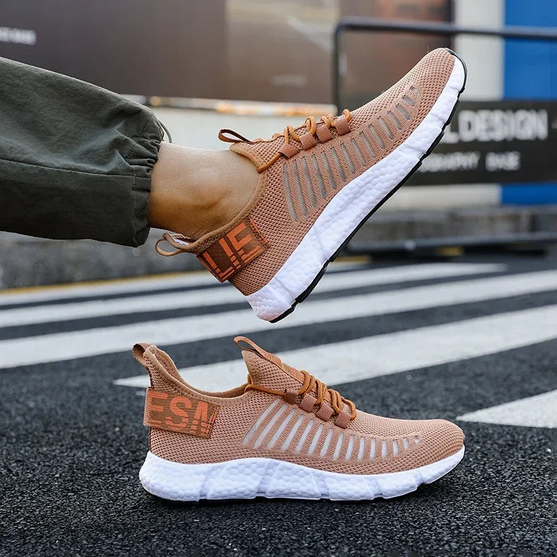 Summer Men Sneakers Lightweight Breathable Mesh Outdoor Casual Shoes Fashionable Tennis Training Shoes Men&