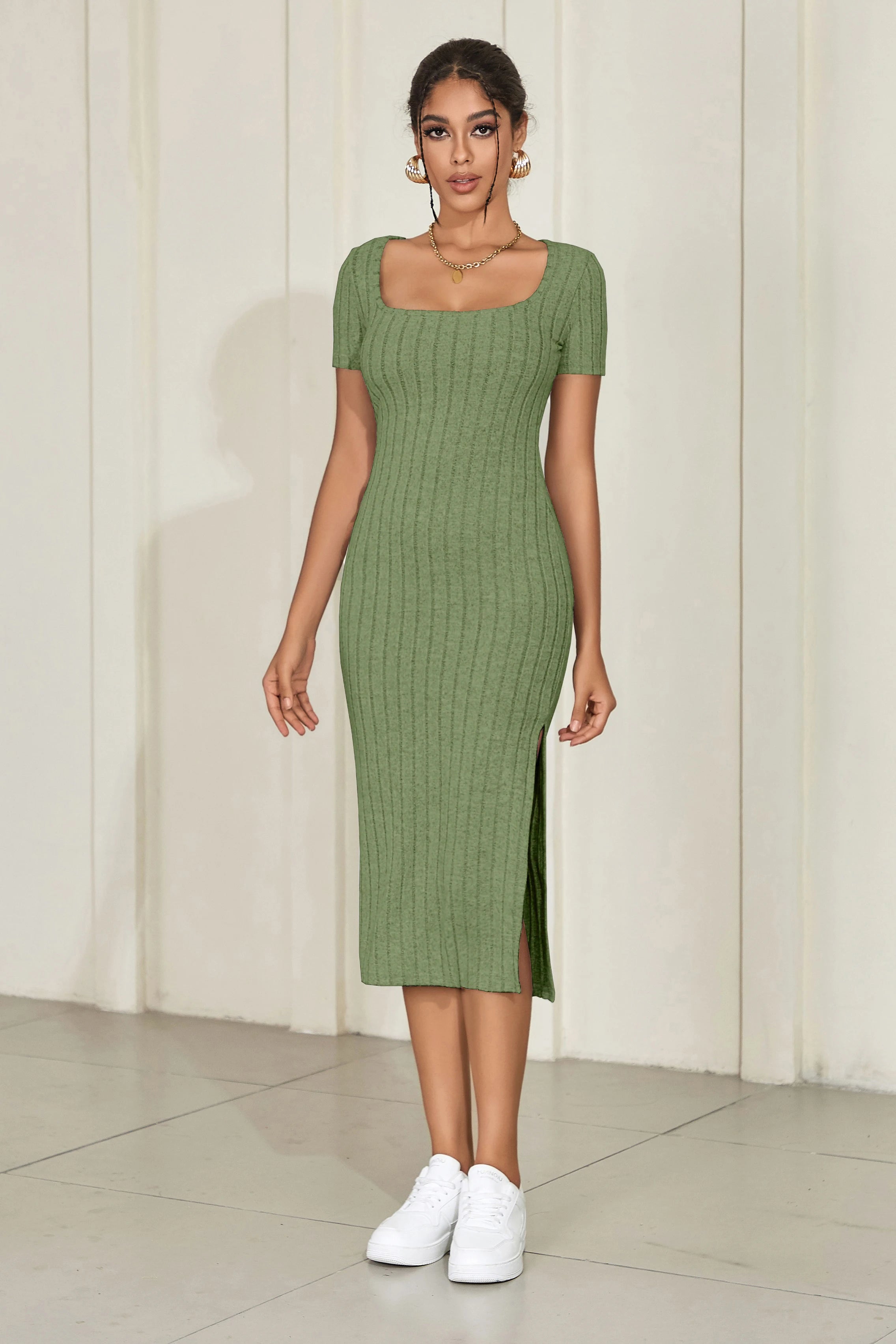 Summer square neck, hip-hugging mid-length skirt, short-sleeved, versatile knitted slit dress