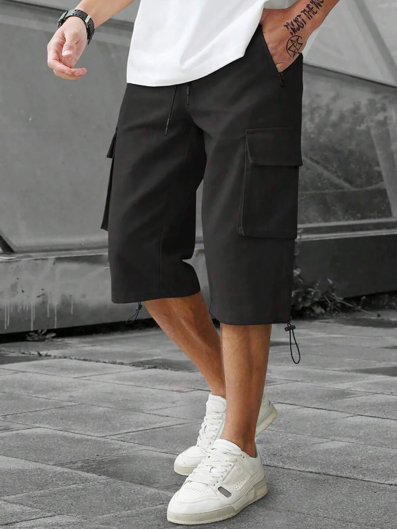 New summer trendy workwear shorts, street hip-hop style, simple yet stylish and fashionable.