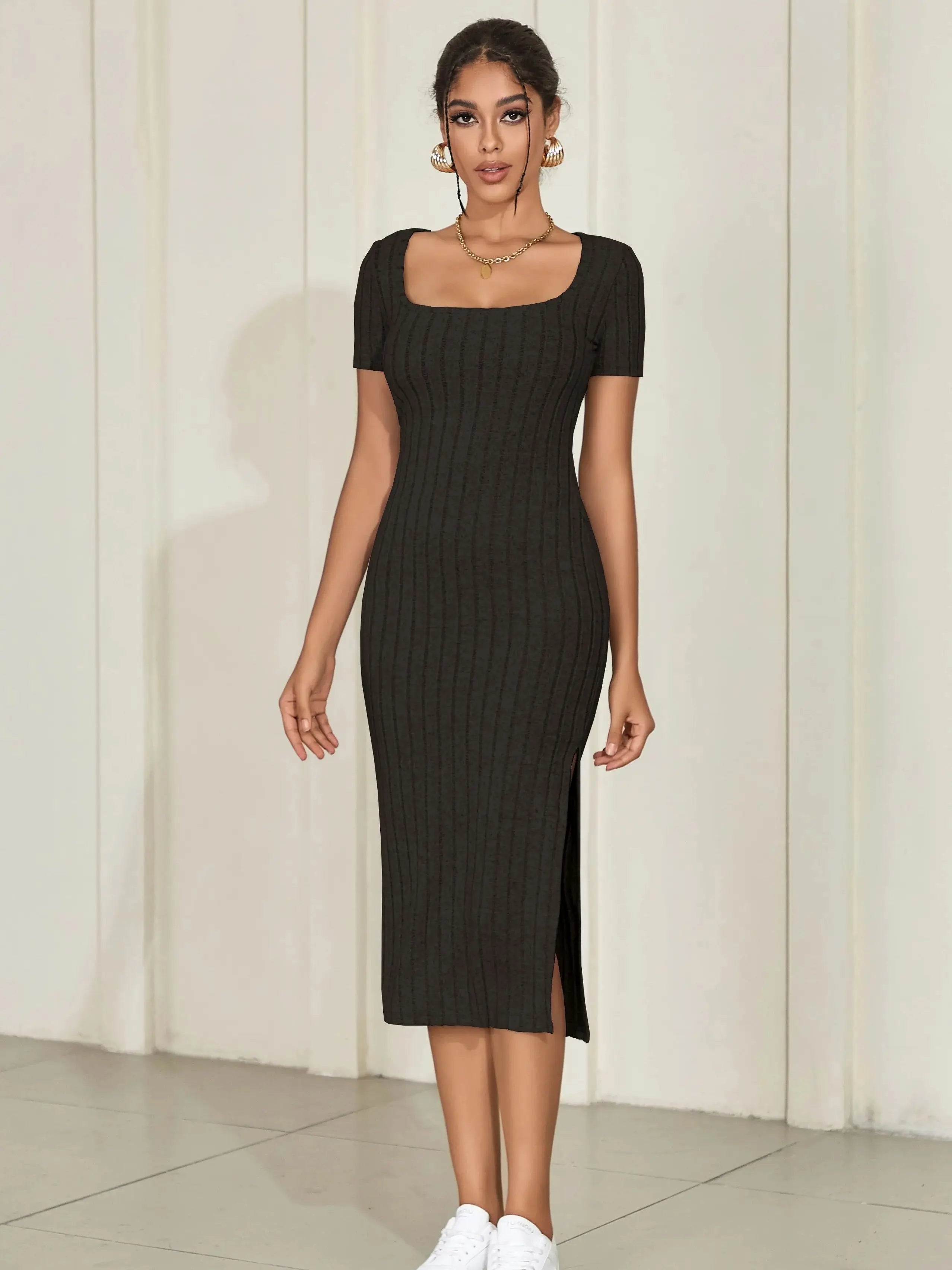 Summer square neck, hip-hugging mid-length skirt, short-sleeved, versatile knitted slit dress