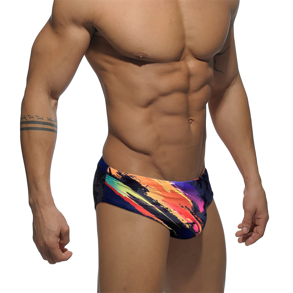 New Swimwear Sexy Low Waist Mens Bathing Swimsuit Quick Dry Pad Push Up Sunga Mayo Trunks Male Sport Beach Surfing Swim Briefs