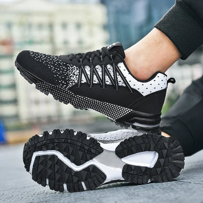 2025 Thick Soled Sports Shoes Youth Mesh Breathable Running Shoes Trend Spring Summer Korean Large Black and White Shoes walk