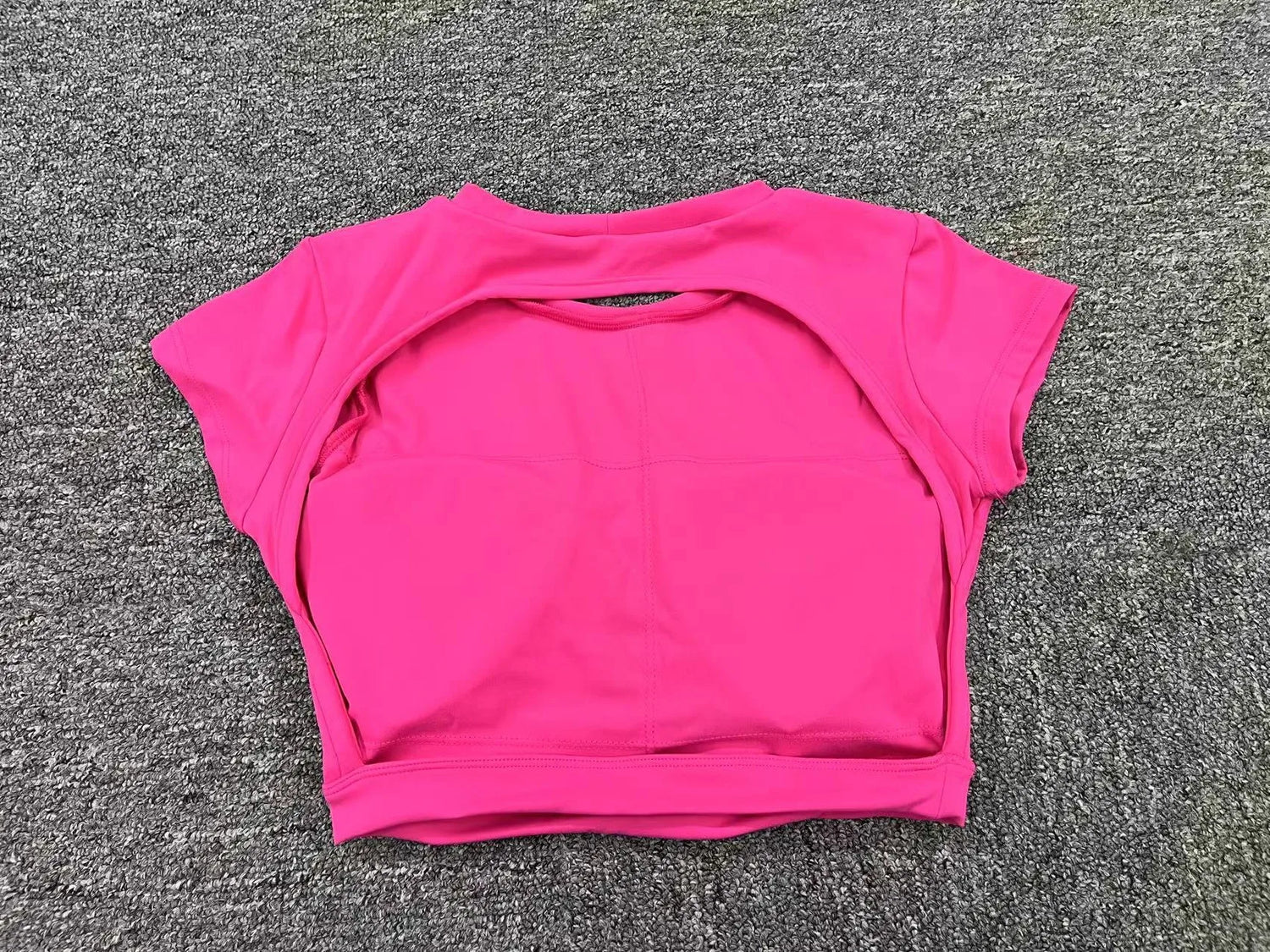 New Sports Shirts Breathable Workout Sportswear Fitness Backless Yoga Clothing Chest Pads Sport Crop Tops Gym Top Women